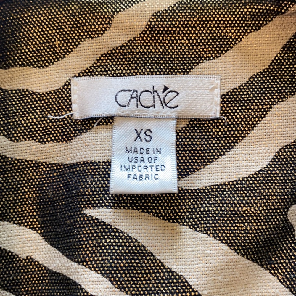 Cache Jacket - image 4